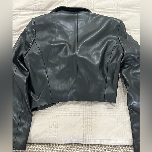 Black Blazer Vegan Leather jacket - Picture 5 of 6